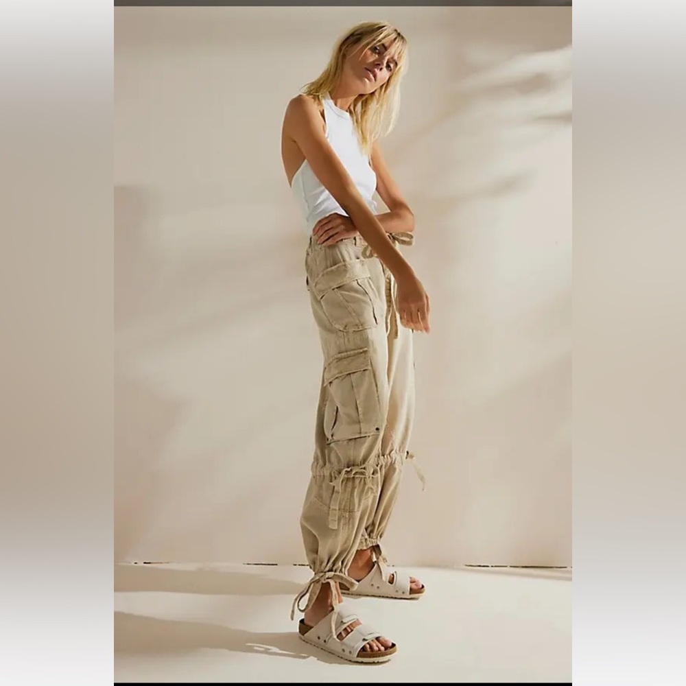 Free People Big Sky Parachute Pant Sand Dollar XS